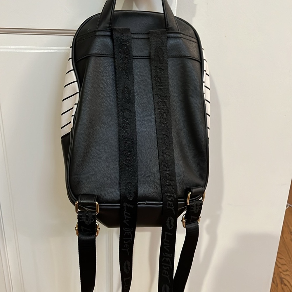 Mini leather backpack - Picture 2 of 2